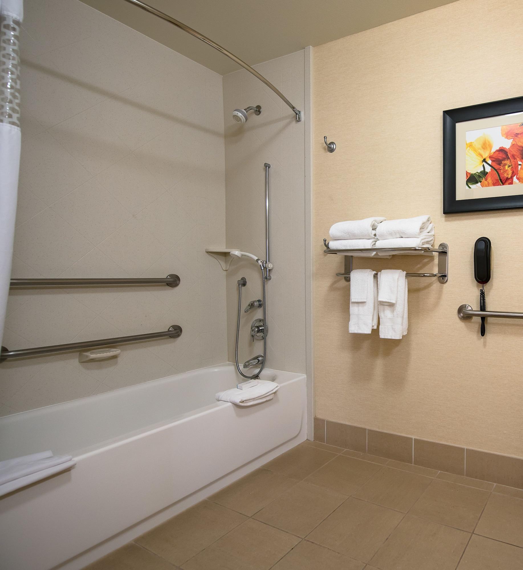 Hampton Inn & Suites Риджкрест Экстерьер фото