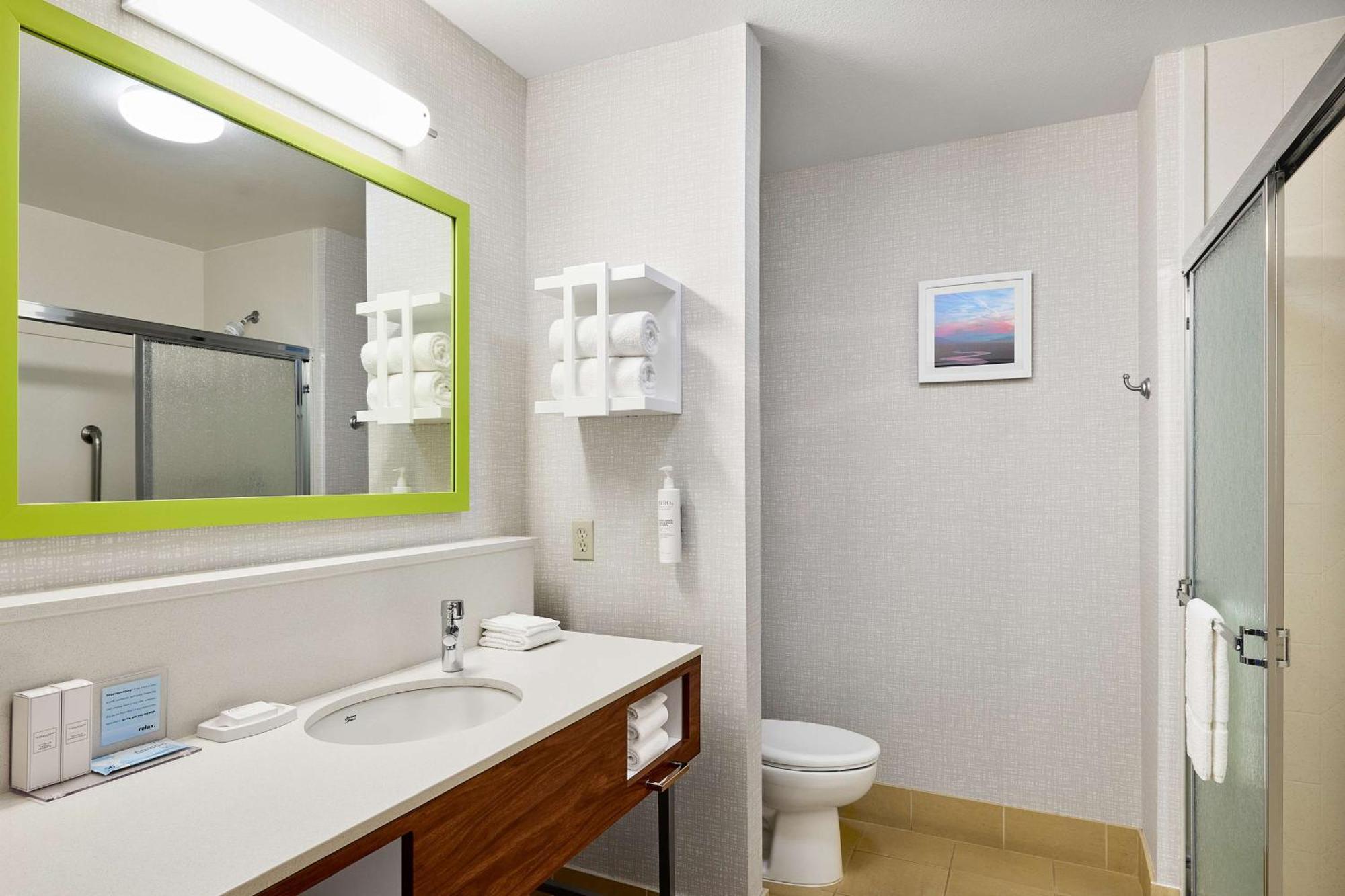 Hampton Inn & Suites Риджкрест Экстерьер фото