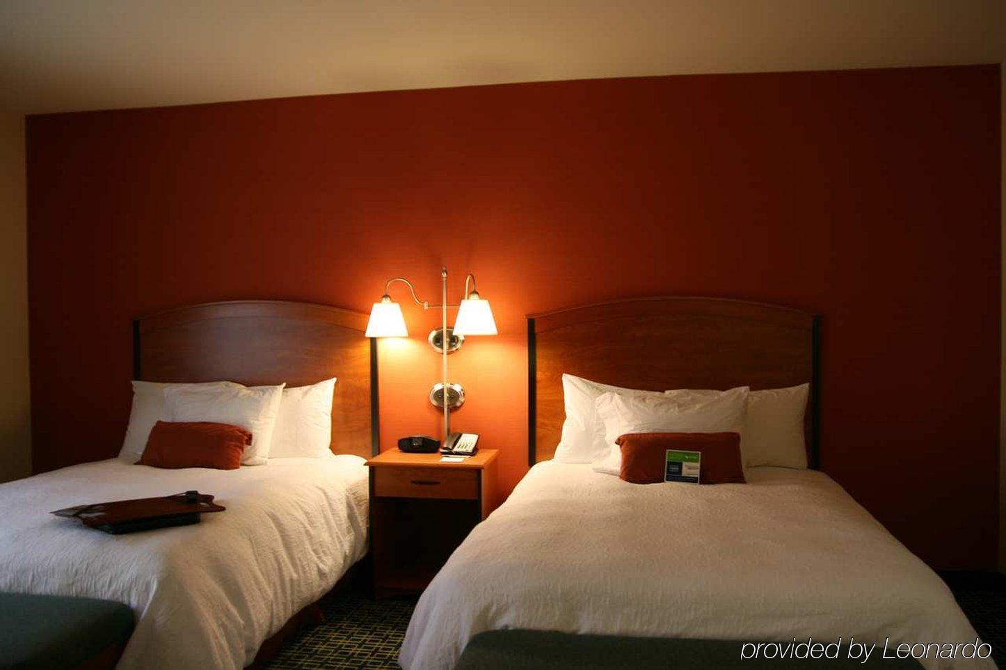 Hampton Inn & Suites Риджкрест Экстерьер фото